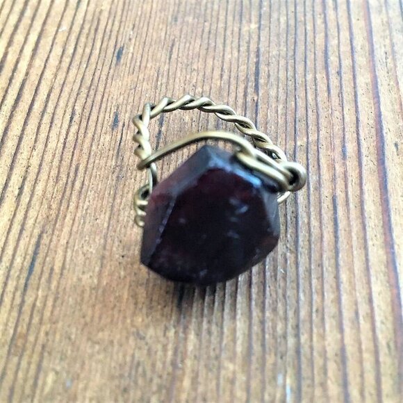 Hand Crafted Jewelry - Garnet Nugget Ladies Wire Wrap Ring, Handmade Ladies Rings